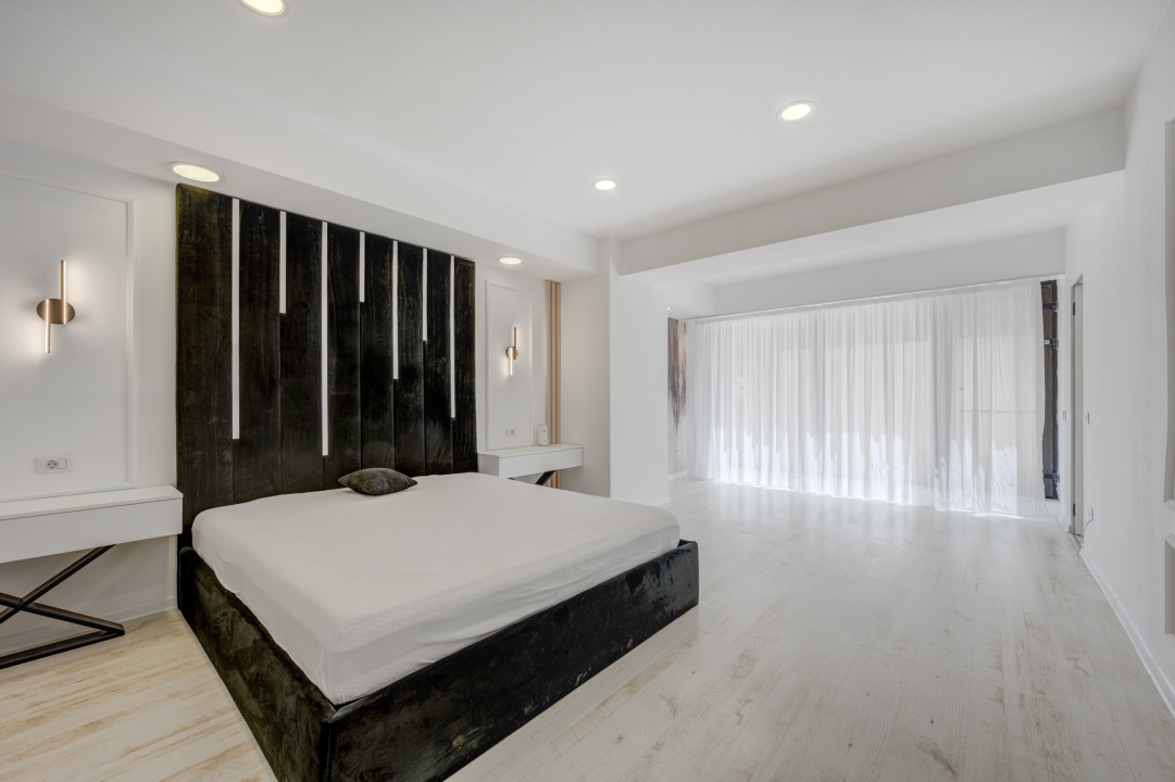 Apartament 3 camere superb si curte proprie Parc Herastrau