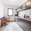 Apartament 2 camere, decomandat, parter înalt – cu curte, balcon și acces auto