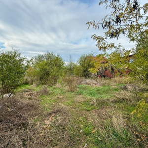 Vand sau schimb cu apartament