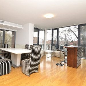 INCHIRIERE APARTAMENT 5 CAMERE DOROBANTI - WASHINGTON RESIDENCE-2 LOCURI PARCARE