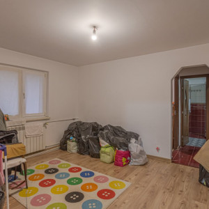 2 camere la etajul 2/4 - Huedin - Uioara  -  0% comision 