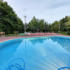 Casa de vacanta cu piscina si teren de tenis in Belciugatele langa lac