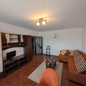  Garsonieră Spațioasă de Închiriat pe Strada Năsăud 