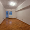 Apart 3 camere birouri stradal Bulevardul Unirii colt Nerva Traian