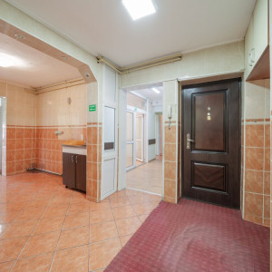 Spatiu comercial/rezidential*Centrală proprie*Parter*Acces stradal*Bloc 1981