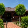 Casă solidă, complet renovată, cu terasă generoasă – Bolintin Vale