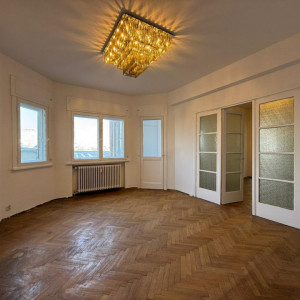 Închiriere spatiu de birouri 4 camere – Romana